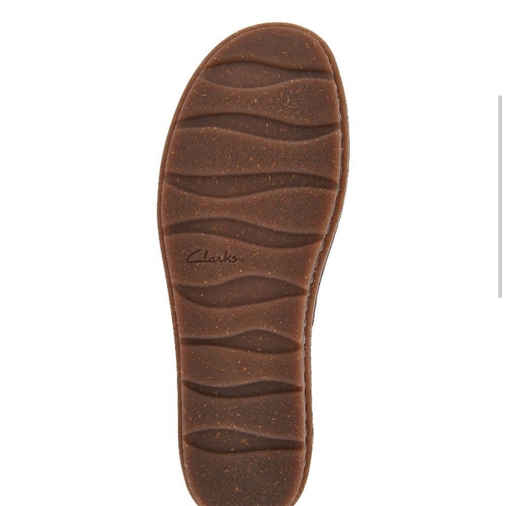 NWOT Clarks Tamitha Key Suede Ankle Boot size 9.5